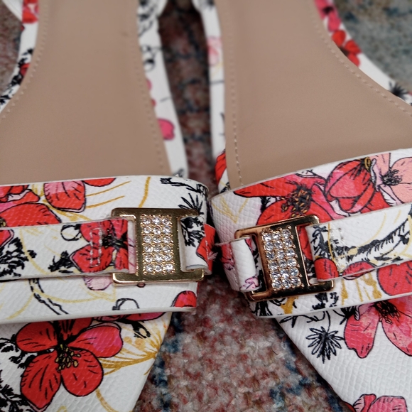 Aldo Crescenta Sling back sandals - Picture 3 of 15